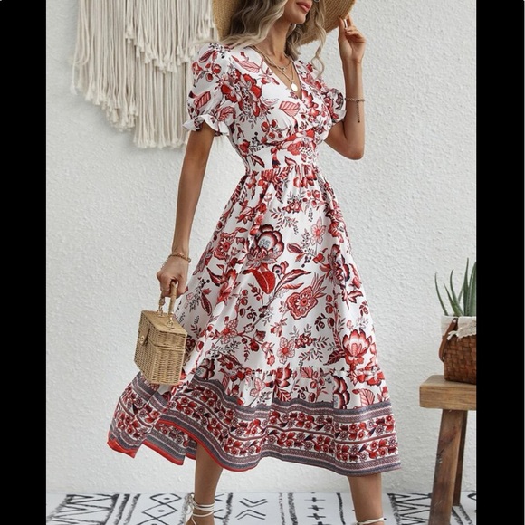 Boho Bohemian Gypsy Floral Print Puff Sleeve Surplice Neck Dress - Picture 3 of 7